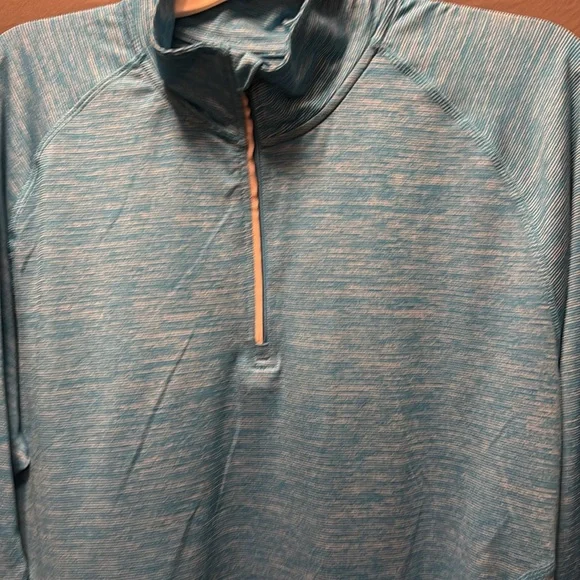 Champion Striped Blue Quarter-Zip Top. Lot of 2 - Picture 5 of 12